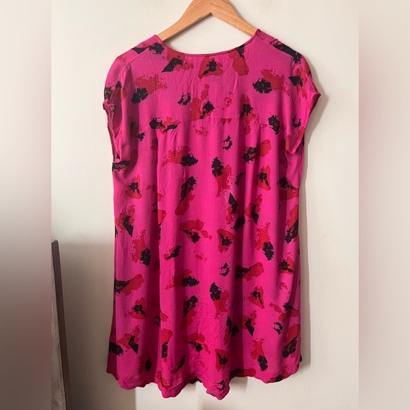 Essentiel Antwerp Hot Pink and Black Mini Dress - Picture 7 of 7